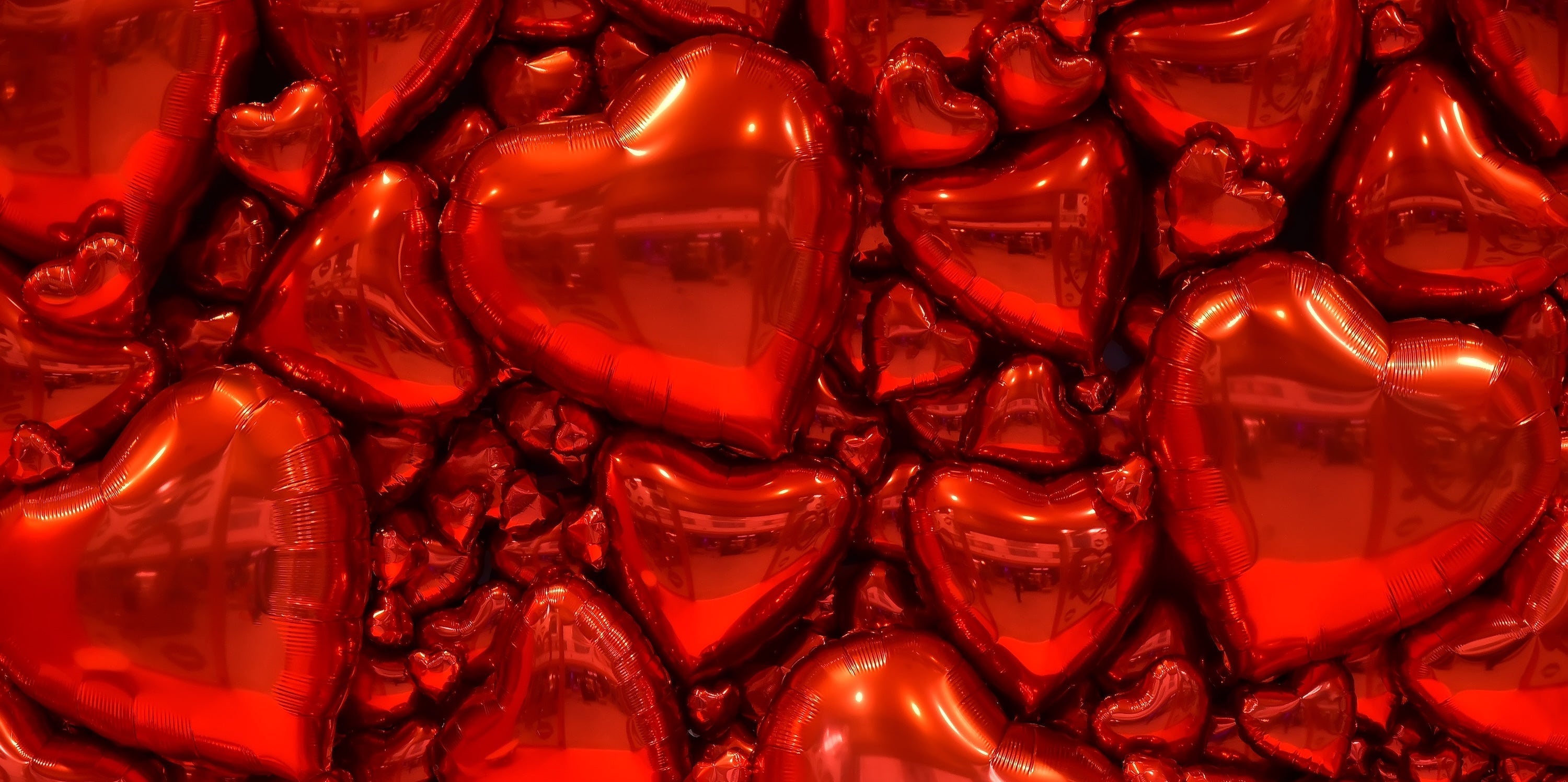 Valentine’s Day in Ukraine with flowers and thoughtful gifts