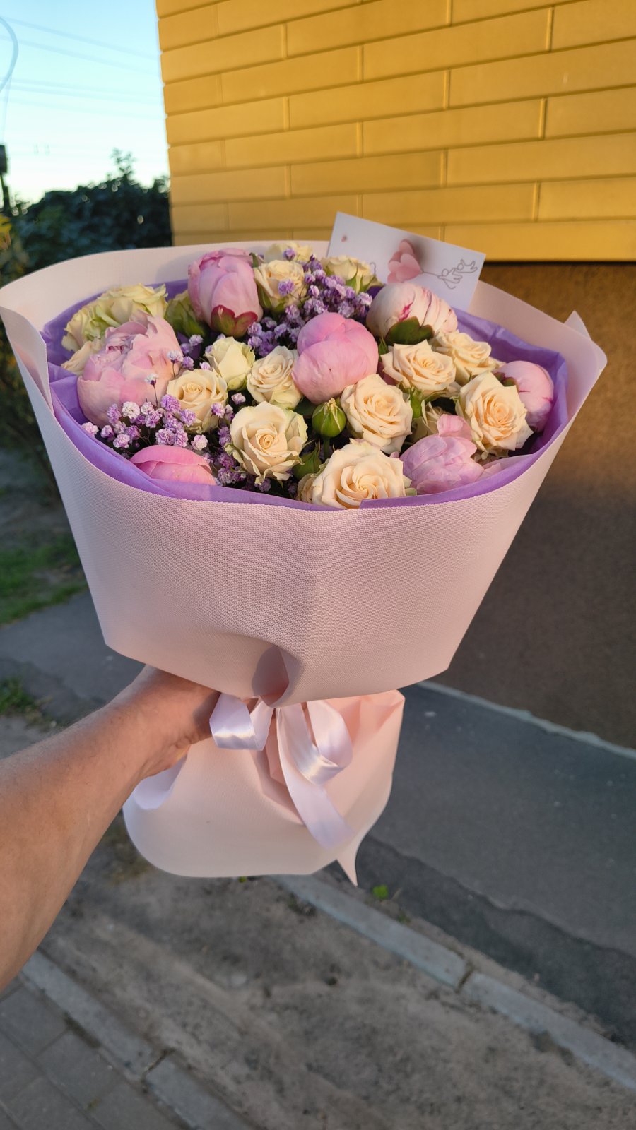 Délicieux bouquet de pivoines