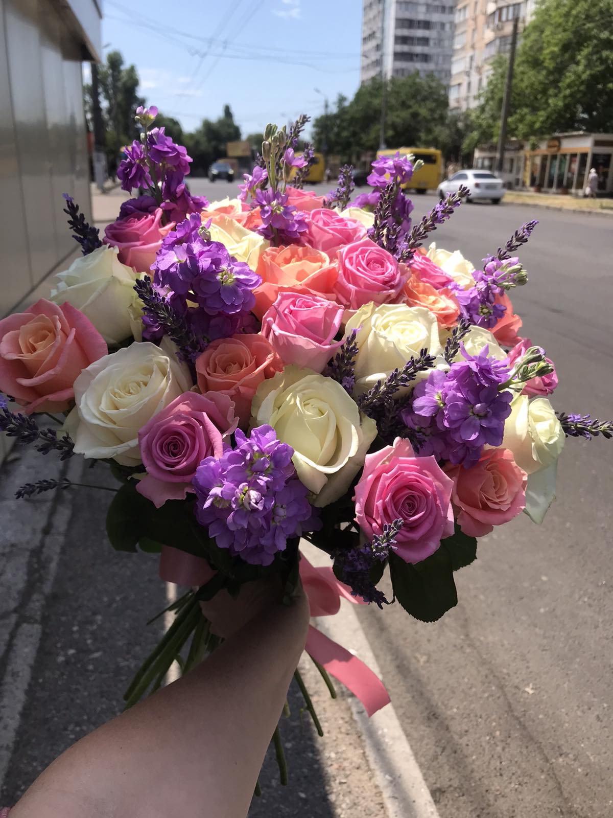 Rose Kiss Bouquet