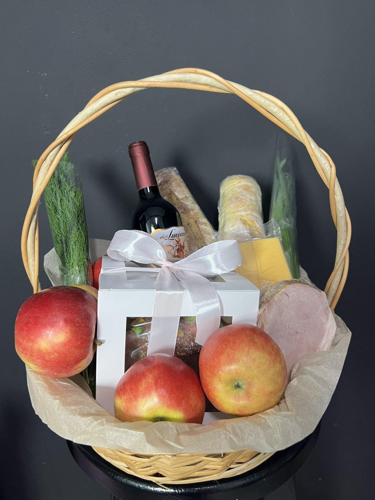 Local Specialties Gift Basket – Ukrainian Food & Gourmet Basket Delivery in Ukraine