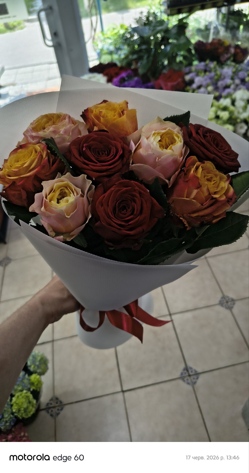 Bouquet de roses "Je t'aime de loin"