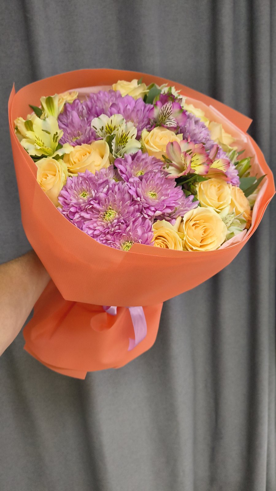 Fairy Tale – Roses & Violet Chrysanthemums Bouquet