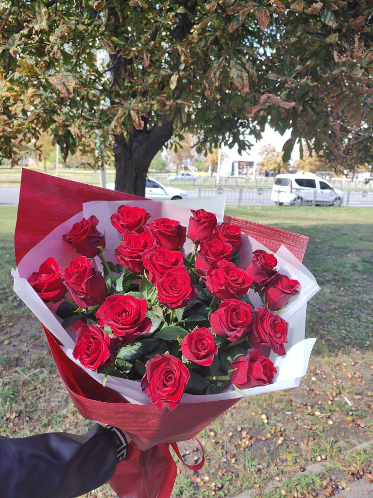 Romantic red roses bouquet for anniversary
