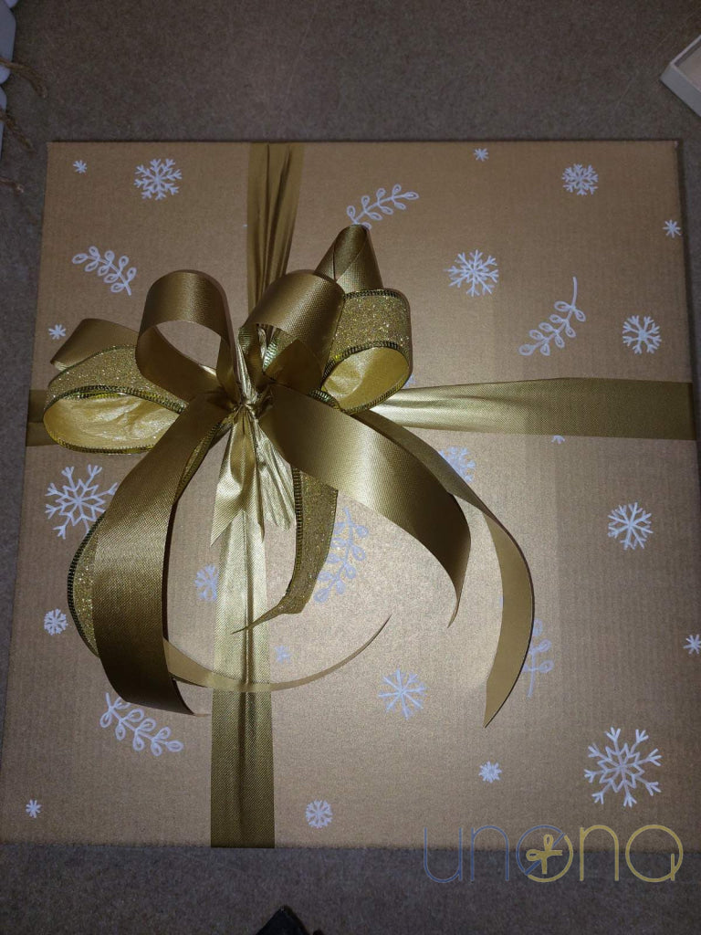 Apple and Honey Basket By Price