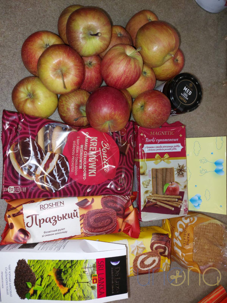 Apple and Honey Basket By Price