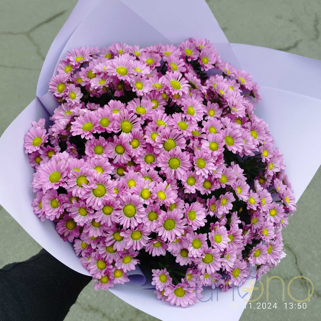 Fresh autumn spray chrysanthemum bouquet delivered in Ukraine