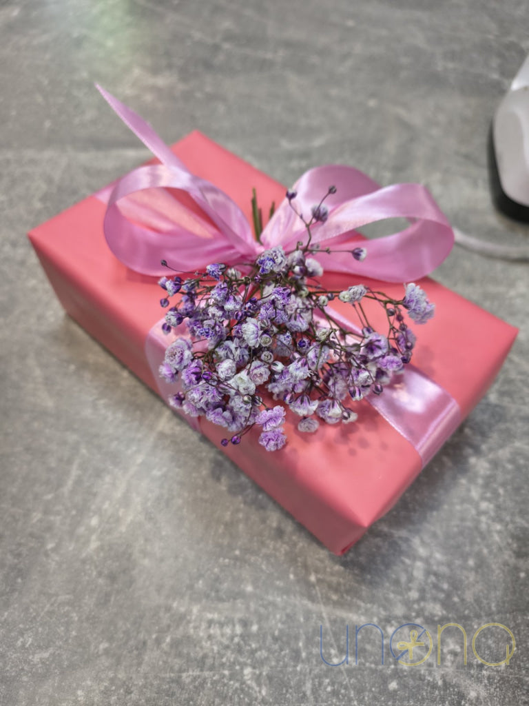 Carolina Herrera Very Good Girl Eau de Parfum – A Bold and Romantic Perfume Gift for a Ukrainian Woman Maison Francis