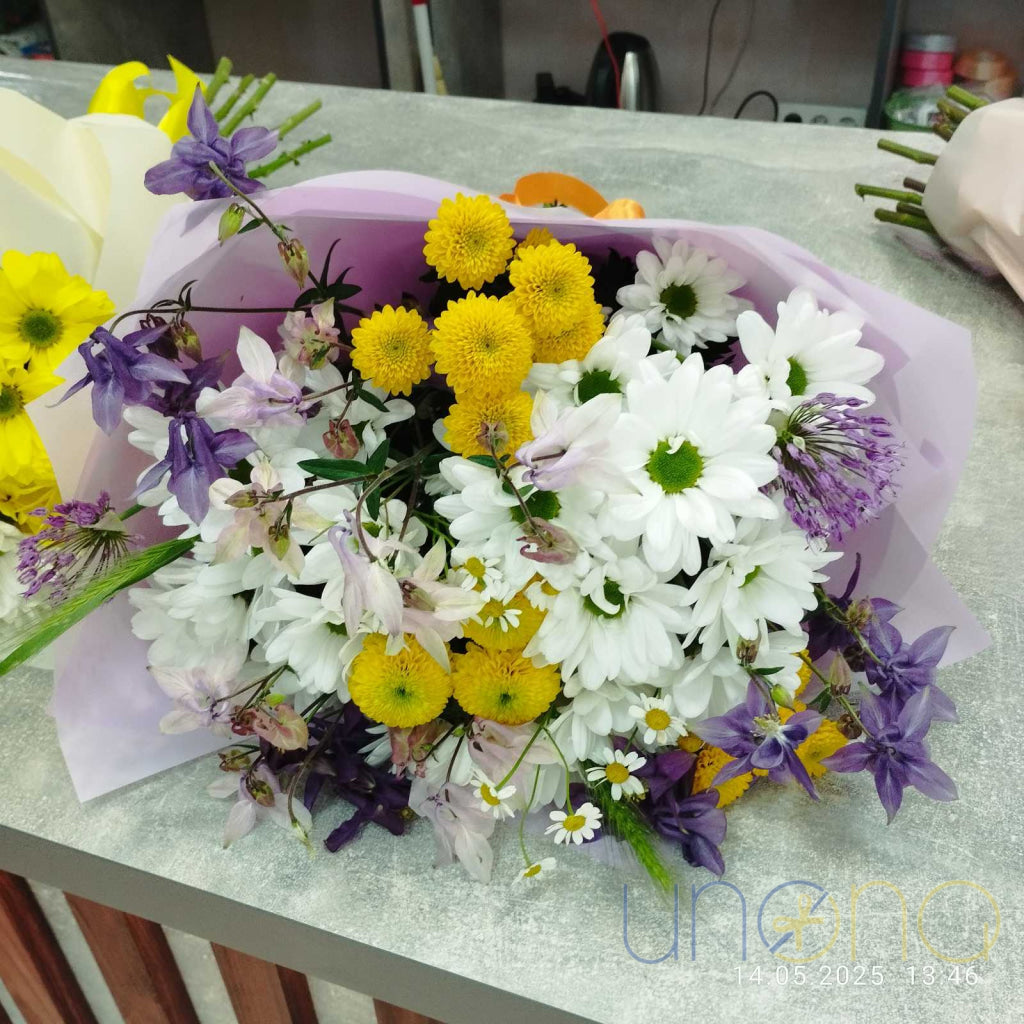 Cheerful flower bouquet for a special woman in Ukraine