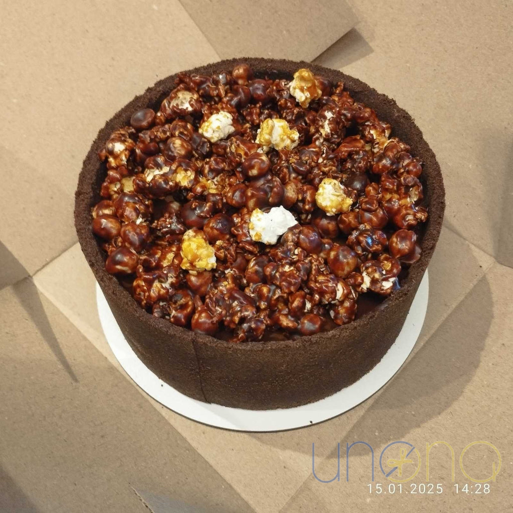 Premium New York Creamy Cheesecake with popcorn gift for loved ones in Ukraine