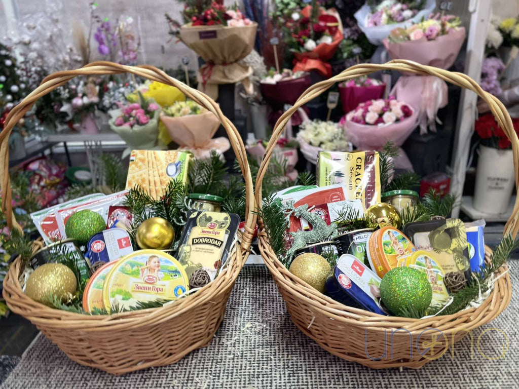 Christmas Dinner Gourmet Basket Christmas