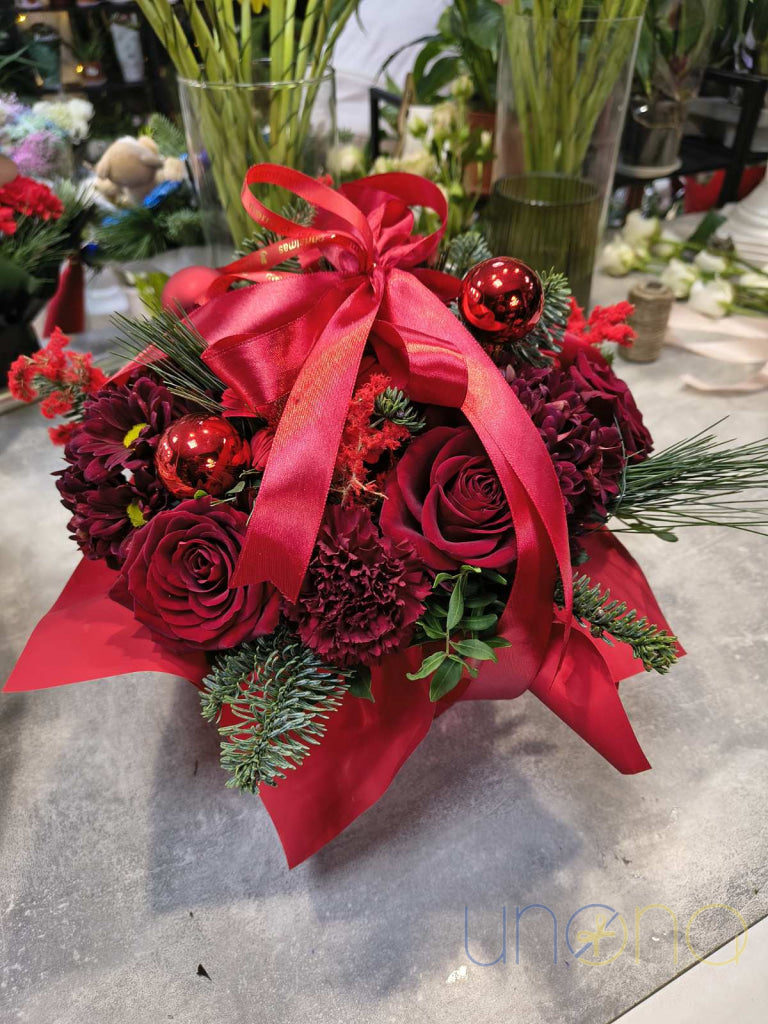Christmas Elegance Red Floral Arrangement – Luxury Holiday Flowers to Ukraine Christmas flowers