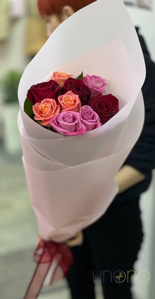 Classic multicoloured romantic bouquet with 9 red roses in Ukraine