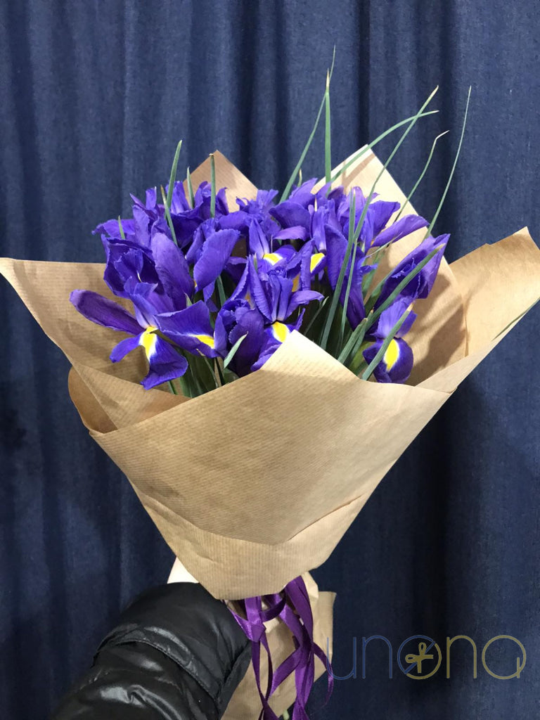 Exceptional Irises Bouquet Flowers