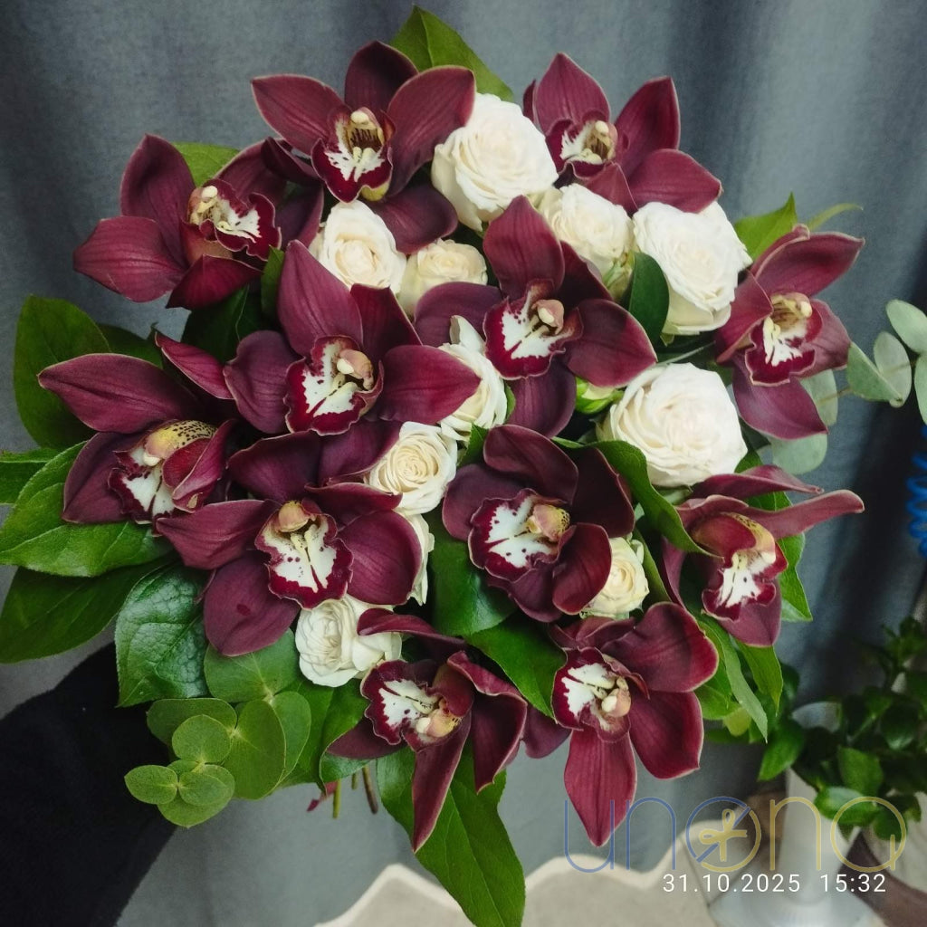 Fabulous Orchids & Roses Bouquet – Luxury Flower Delivery in Ukraine Orchids