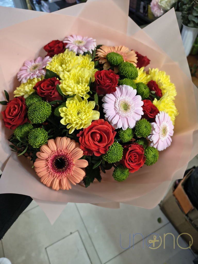 Golden Blooms Bouquet Flowers