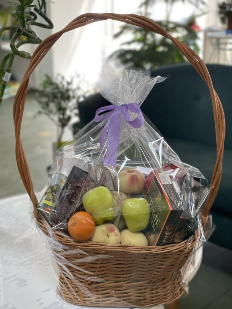Gourmet Gift Basket By Holidays