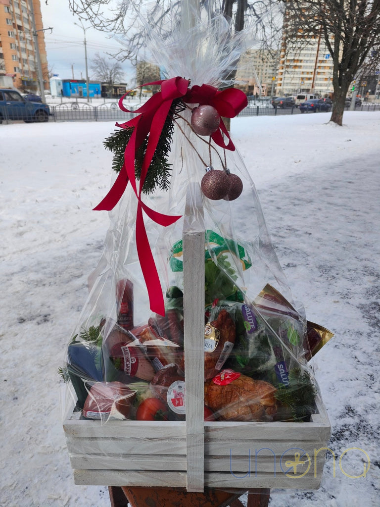 Grand Smoked Meat and Vegetables Basket gift basket
