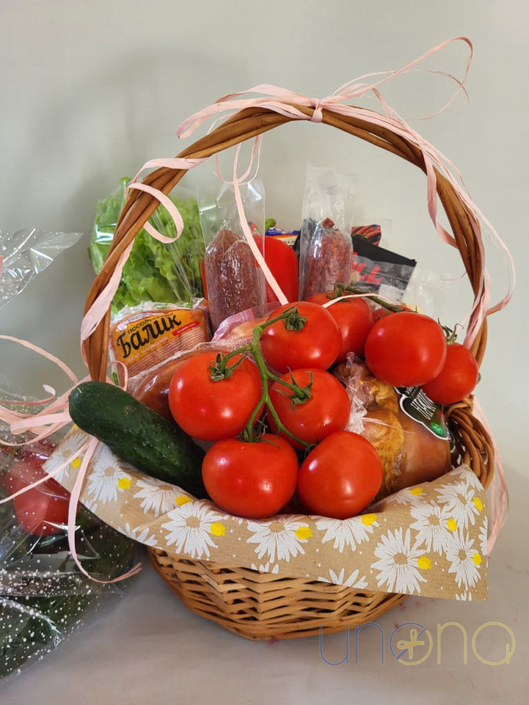 Grand Smoked Meat And Vegetables Basket By Holidays