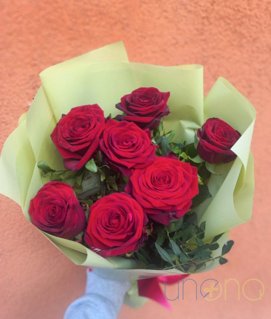Heartfelt bouquet of roses for her