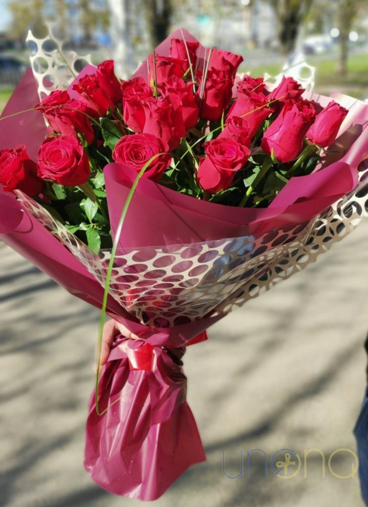 Romantic roses bouquet delivery in Lviv Ukraine