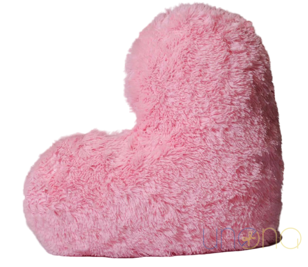 Send plush heart to Ukrainian woman