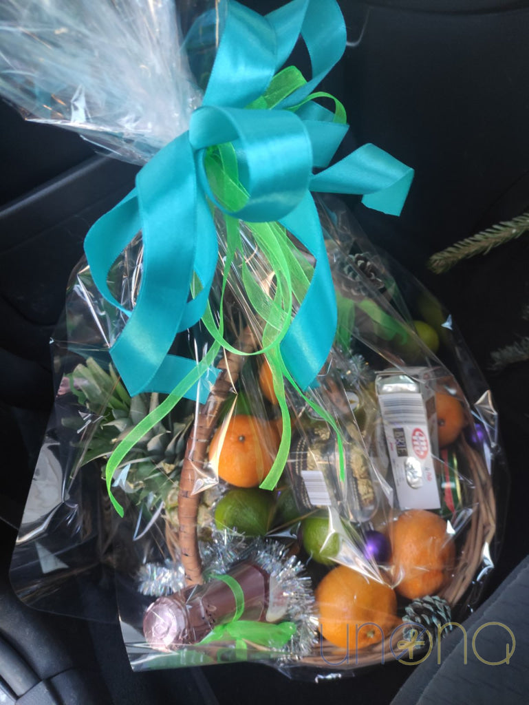 Our Favourite Christmas Gift Basket By Price