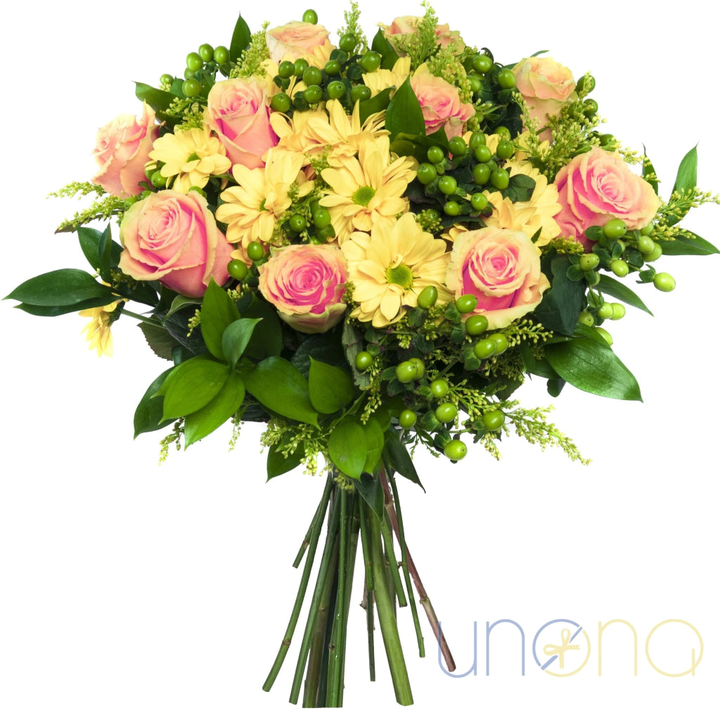 Pink Blush roses and chrysanthemums bouquet for Ukraine flower delivery