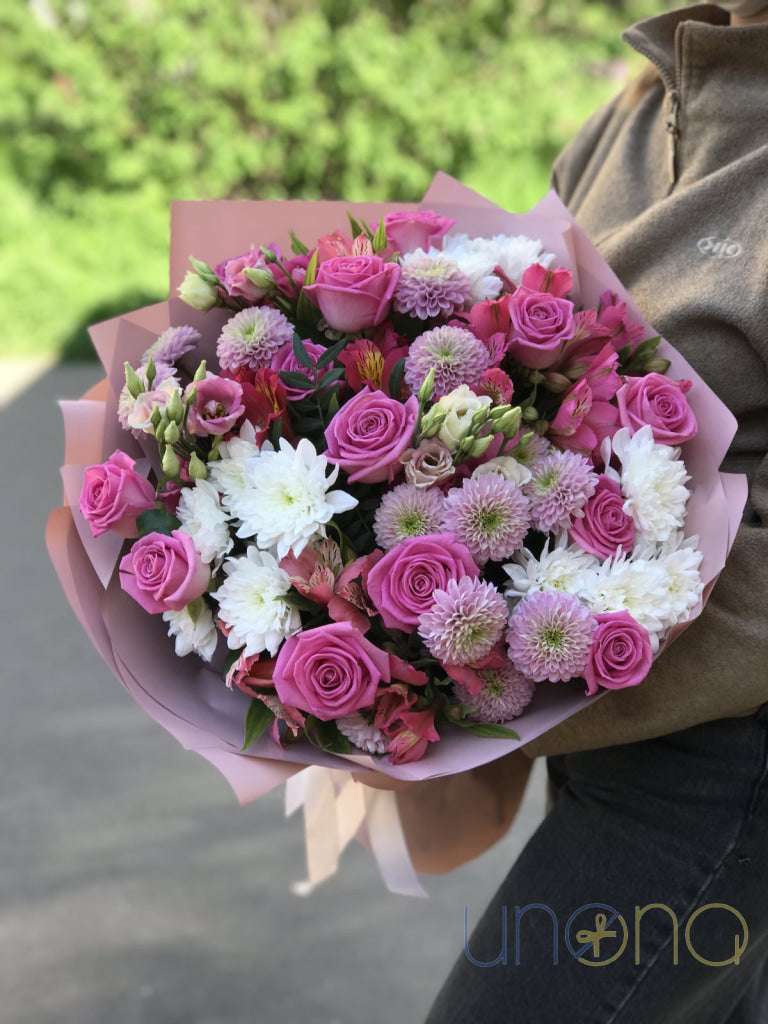 Pink Dream Bouquet By Holidays