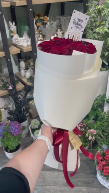 Red roses I Love You Bouquet Kyiv flower delivery