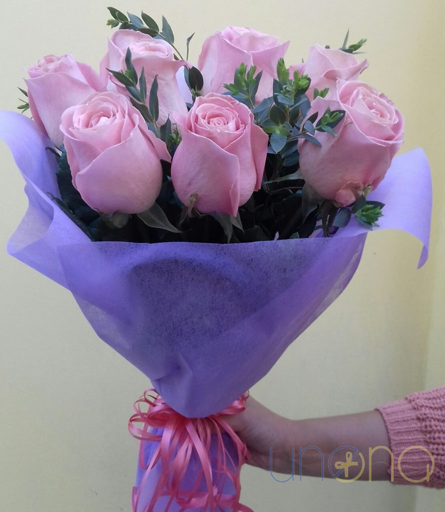 Romantic bouquet of 9 pink roses for delivery in Ukraine