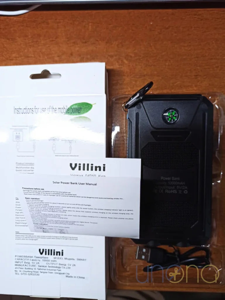 Compact solar power bank with flashlight – hand delivery Ukraine