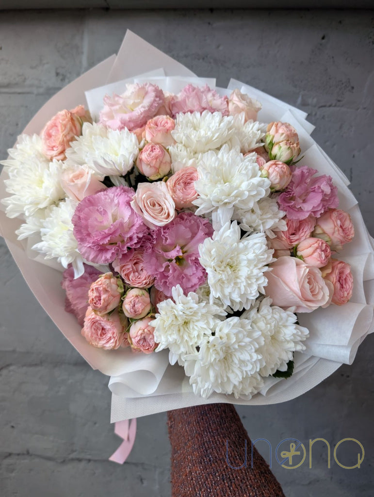 Strawberry Sky Bouquet Roses