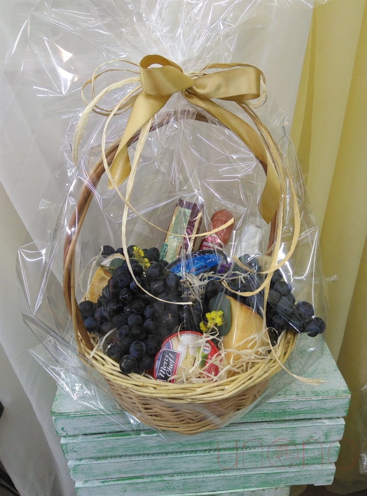 Supreme Salami and Cheese Basket | Ukraine Gift Delivery.