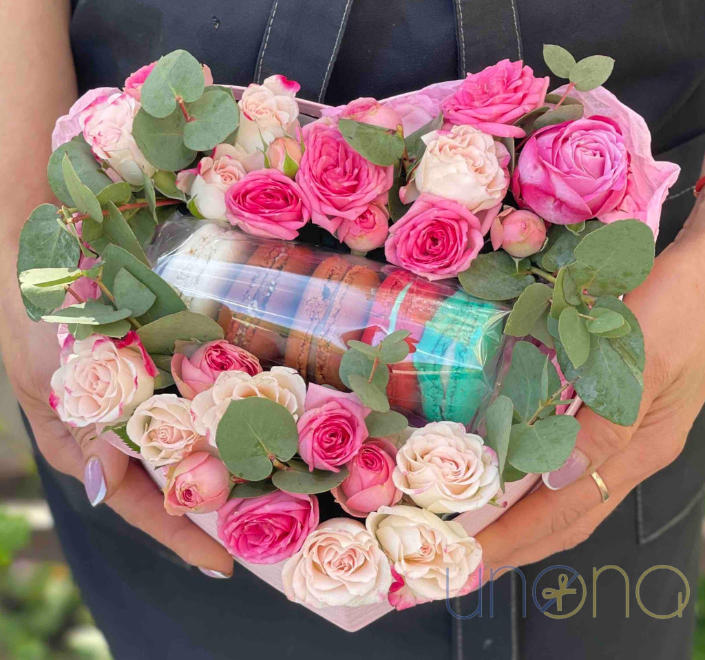 Sweet Compliment Gift Box Flowers