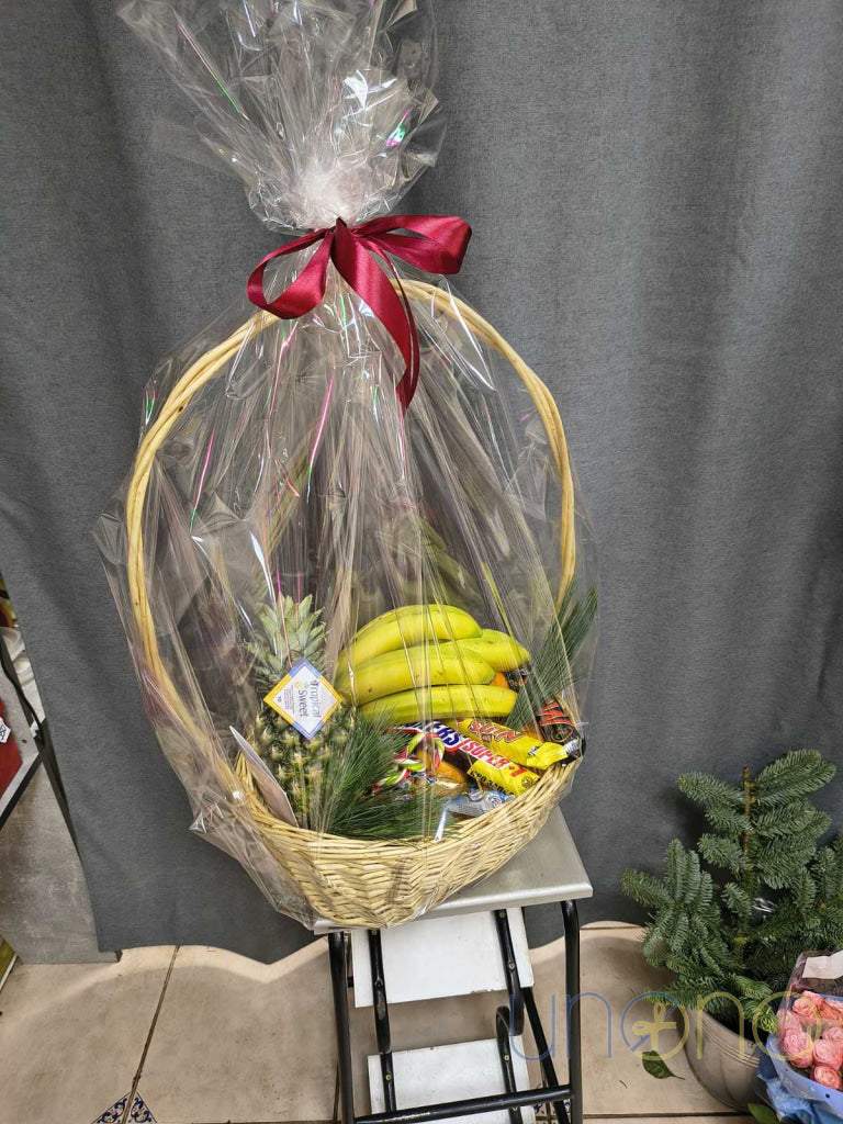 Taste of Christmas Gift Basket Christmas gift basket