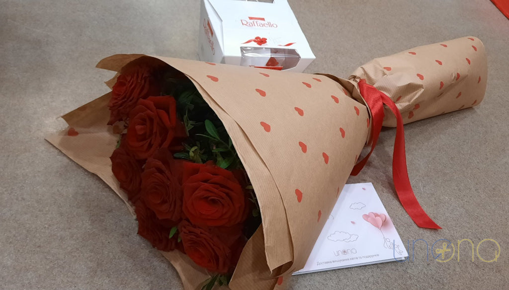 ’Thinking about You’ set roses