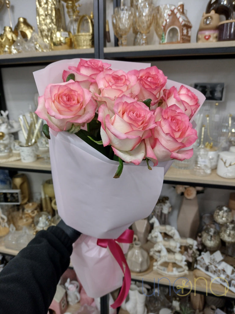 ’Thinking about You’ set roses