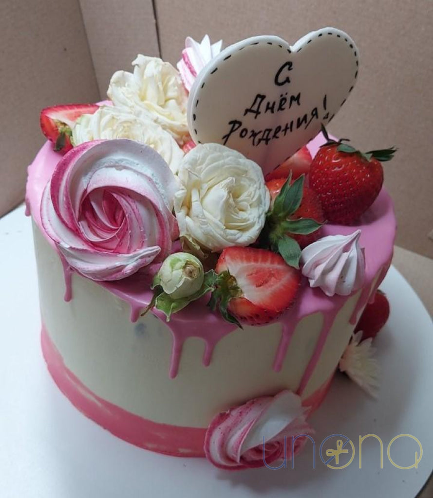 Vanilla birthday cake with cream filling and fresh berries