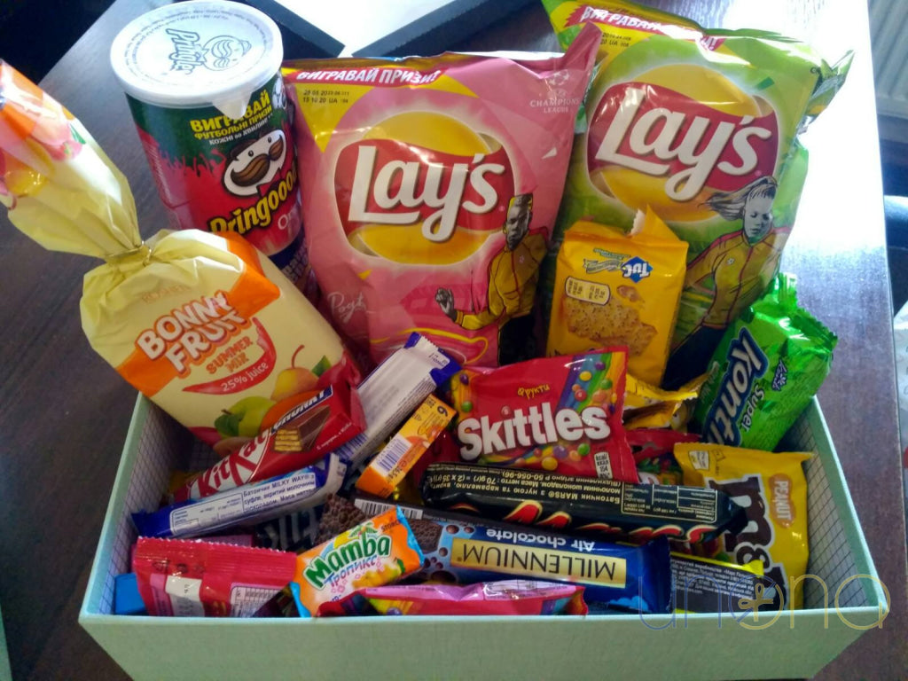 Yummy Snacks Box | Ukraine Gift Delivery.