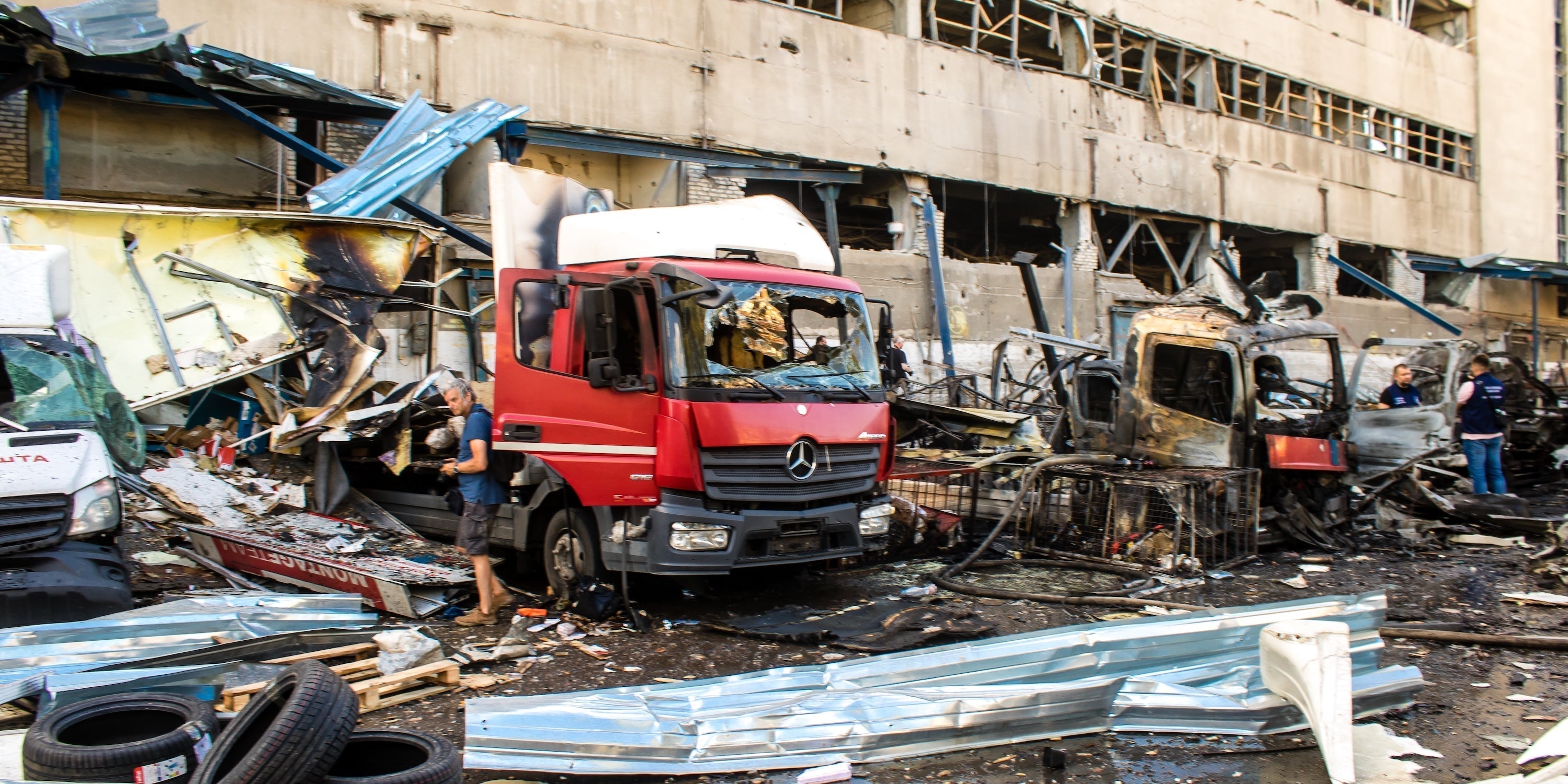 Nova Poshta delivery and gift shipping update in Ukraine during Russian attacks
