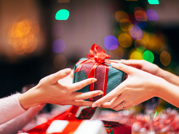 10 Best Christmas Gift Ideas for Delivery in Ukraine
