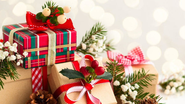 Heartwarming Christmas Gifts for Parents