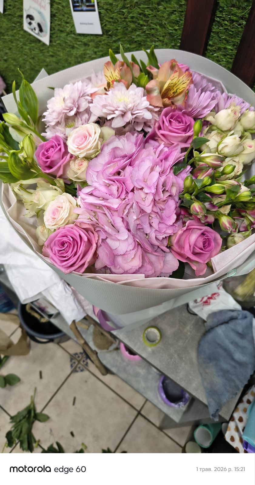 Flower Kiss Bouquet – Pink Roses, Alstroemerias & Chrysanthemums