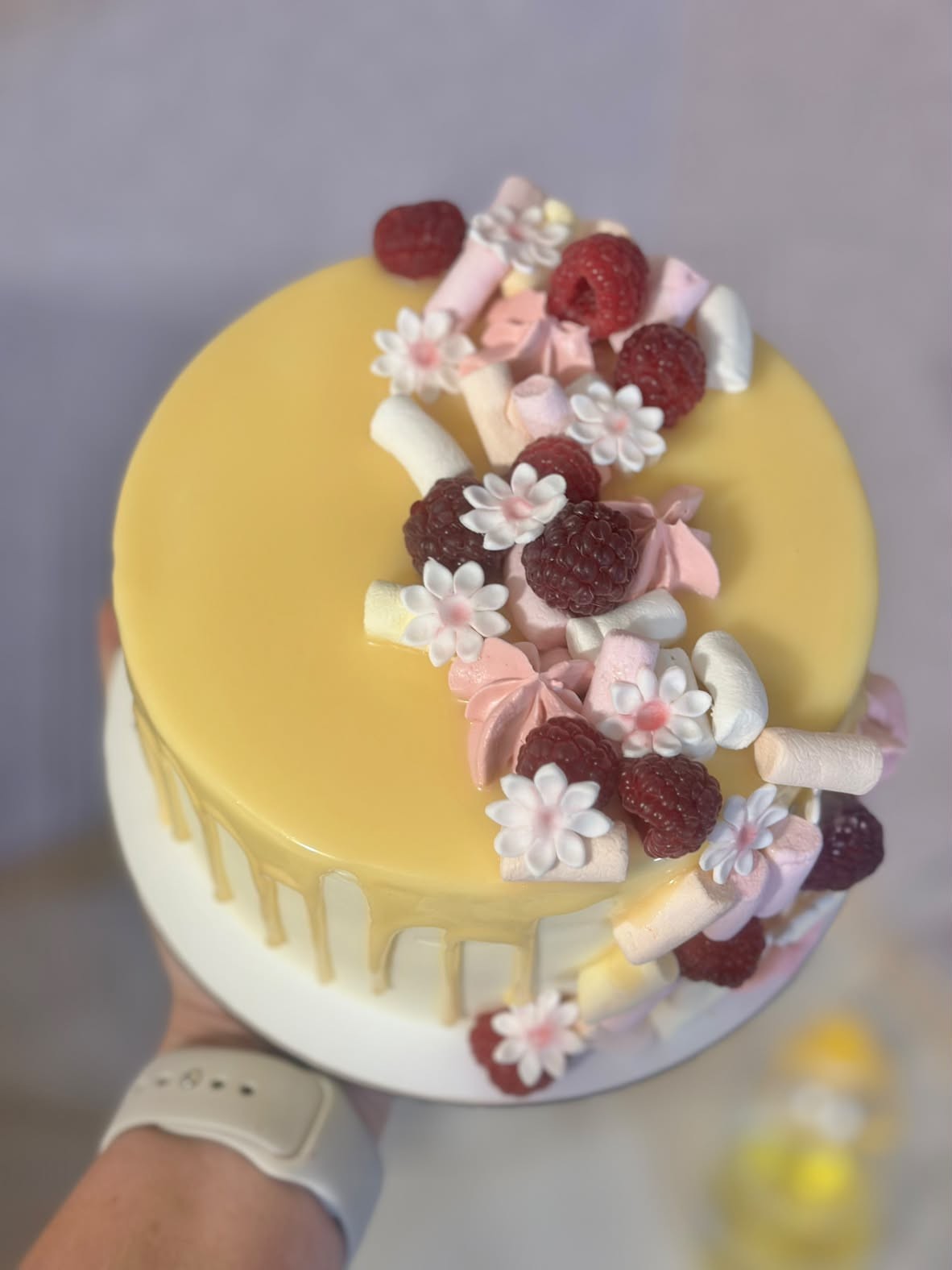 Strawberry Cake – Vanilla Sponge & Whipped Cream