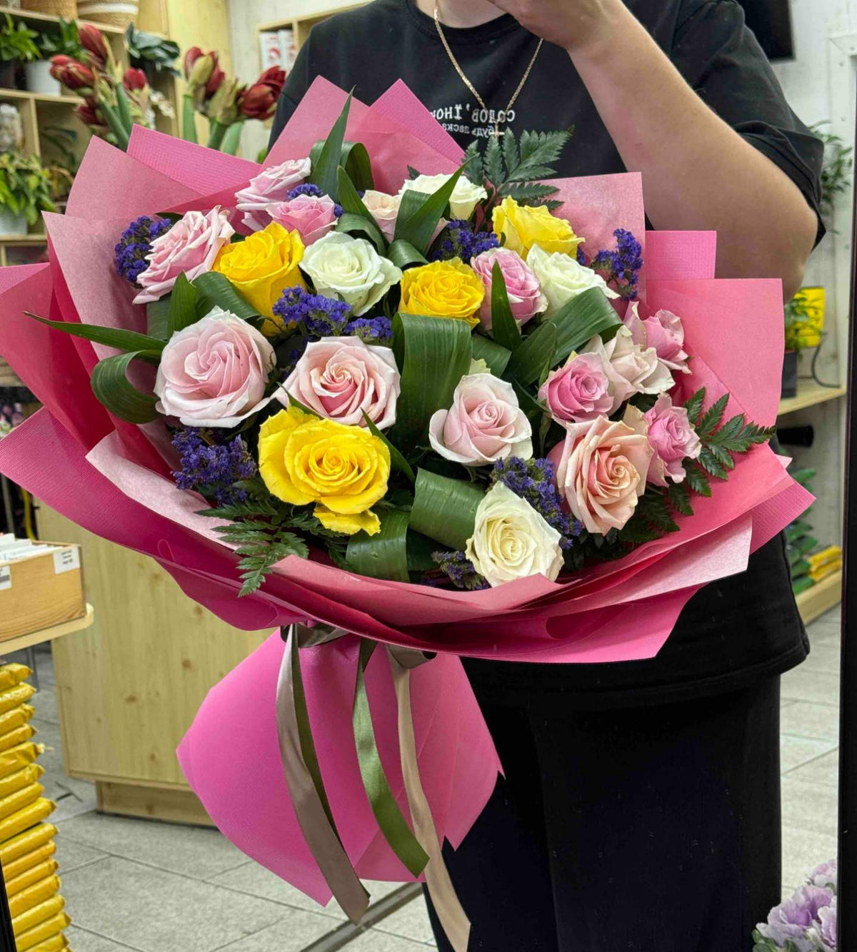 Admiration Roses Bouquet – 21 Multicolored Roses