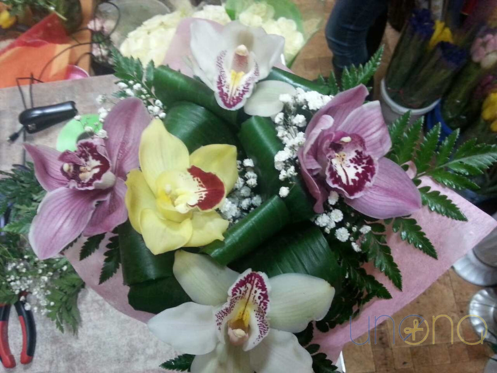 5 Exotic Orchids Bouquet | Ukraine Gift Delivery.