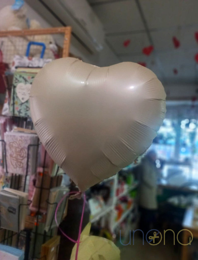 A Fabulous Heart-Shaped Ballon By Country