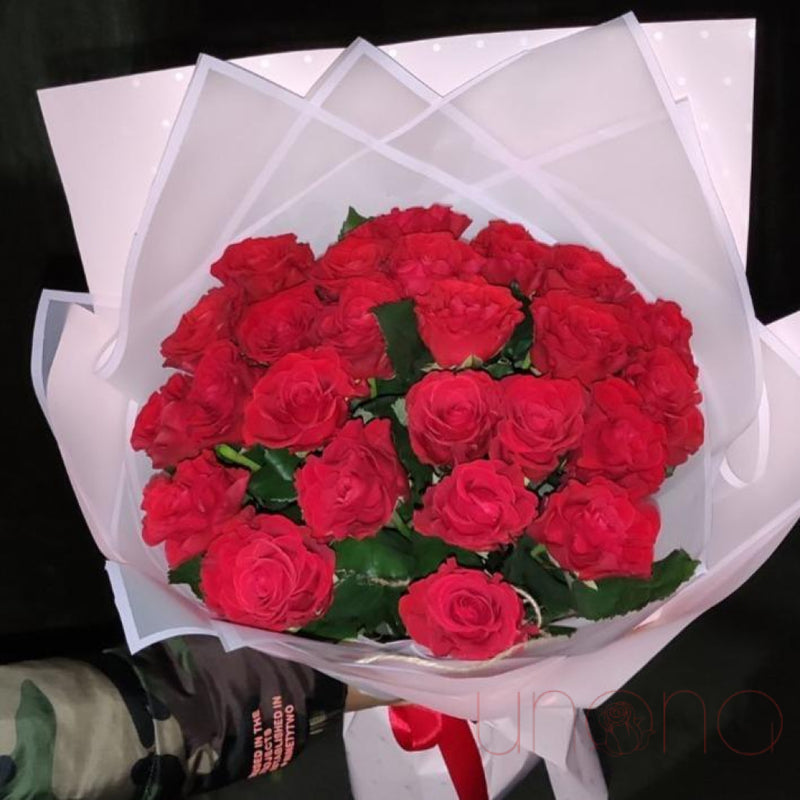 Ukraine flower delivery I 25 Roses Arrangement