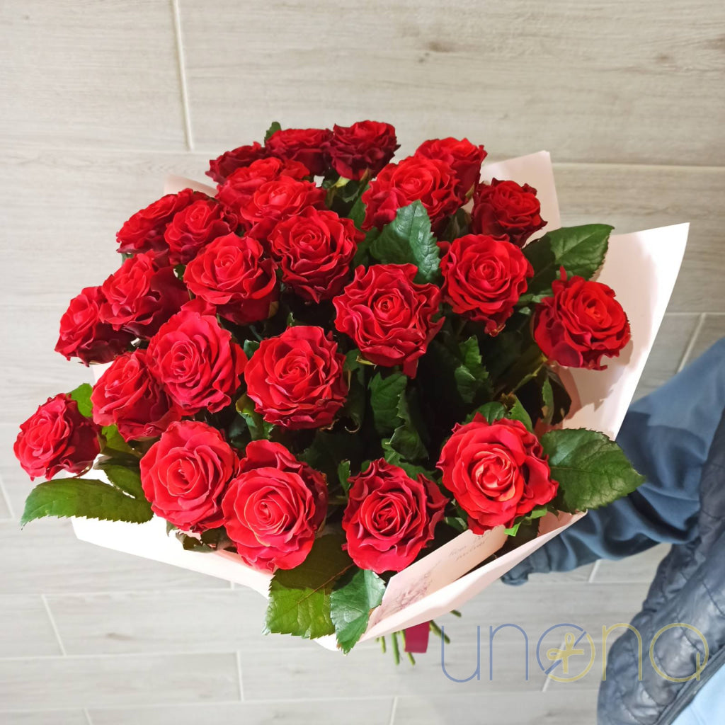 Abundant Rose Bouquet By Holidays