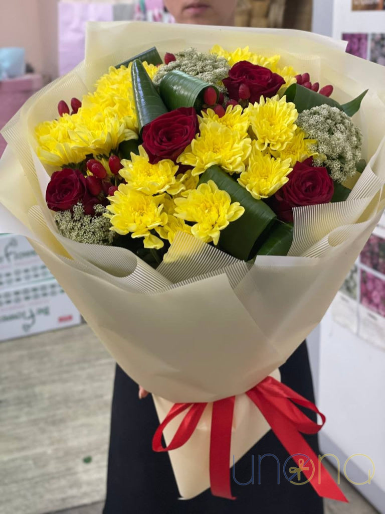 Colorful autumn flowers for delivery in Ukraine